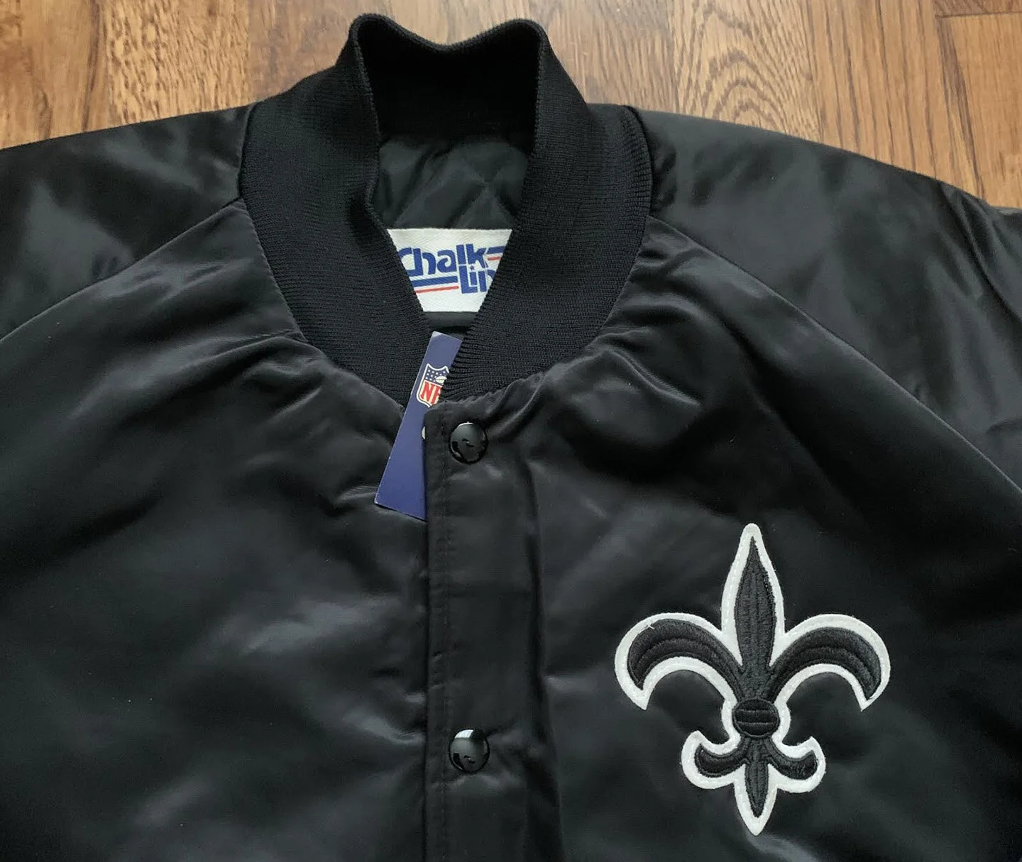 Vintage Chalk Line New Orleans Saints Jacket (Size XL) NWT — RootsBK